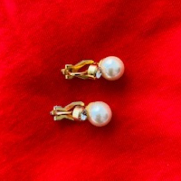 Women's Paddle Back Clip-On Earrings from Canada | Gold color - Picture 10 of 14